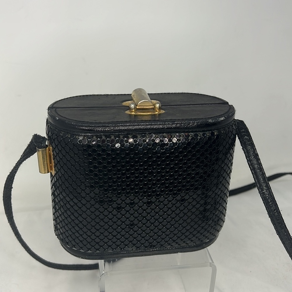 Aluminum Black Mesh Structured Crossbody Bag - Picture 4 of 12